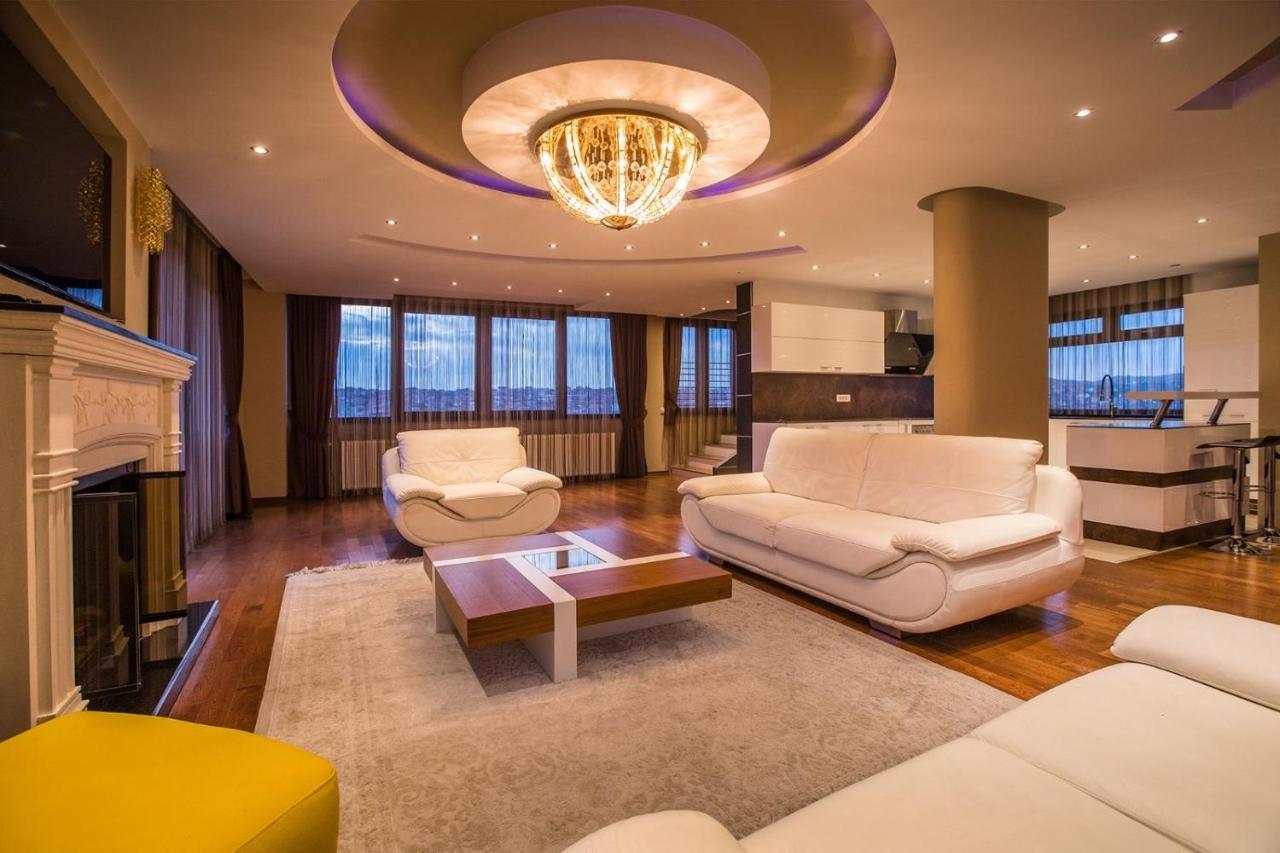 Bentley Apartments Pristina Buitenkant foto