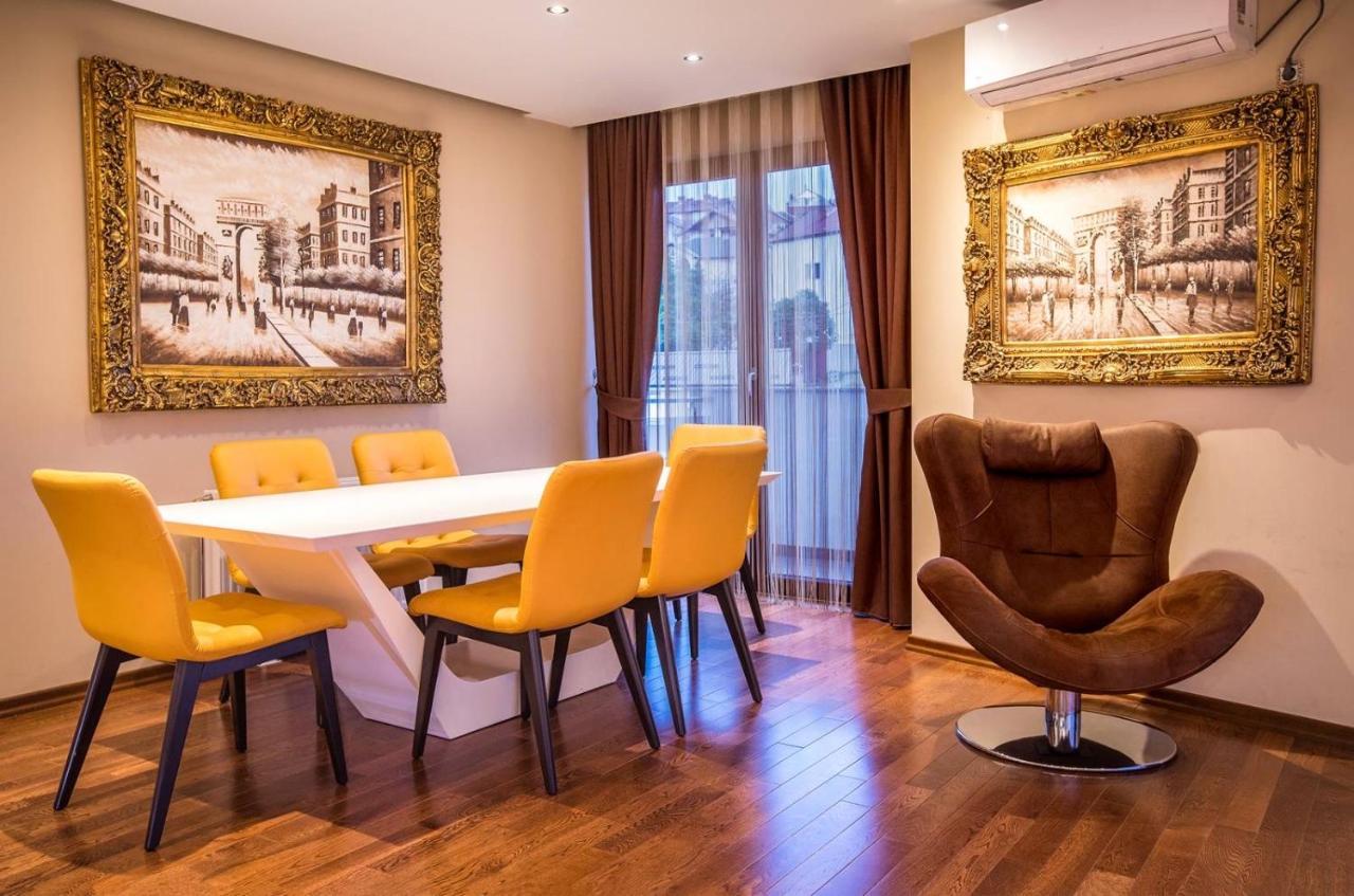 Bentley Apartments Pristina Buitenkant foto